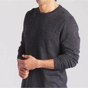 Grayers Feather Weight Sweater Tee NWT